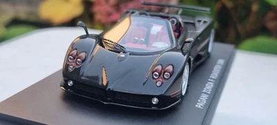 Spark Pagani Zonda F Roadster 2006 1:43 - Image 1 of 4