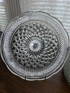 Vintage Anchor Hocking Wexford Pattern Glass 9.5" Dinner Plates - Picture 1 of 5