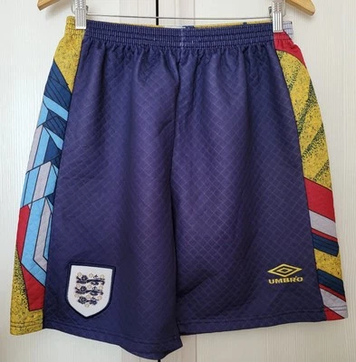 England 1994 - 1995 Goalkeeper Football Vintage Umbro shorts size Medium - Image 1 of 4