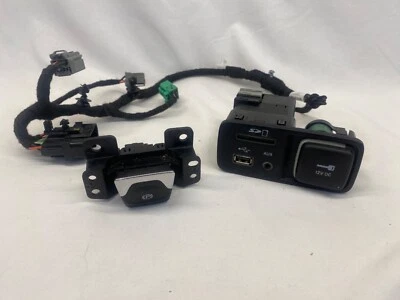 Peças de console central Cherokee Latitude 2015 - Imagem 1 de 4