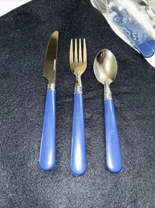 Neu Edelstahl Besteck Set für 4 blaue Kunststoffgriffe 12 Teile insgesamt - Bild 1 von 6