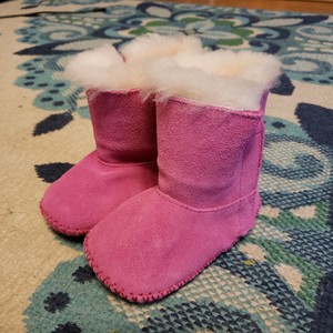 Las mejores ofertas en Nos UGG botas 4 Zapatos de Bebé Zapatos | eBay