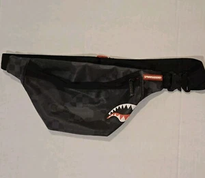 Riñonera negra Sprayground Shark - Imagen 1 de 2