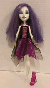 Monster High Spectra Vondergeist Ghouls Alive Puppe mit Outfit, Access. & linker Schuh - Bild 1 von 13