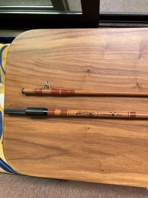 Caña de pescar de fundición Chasing Fox 6,6 pies aparejo giratorio de 2 piezas usado Foto 1 de 4