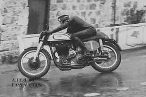 Norton 500 works & Geoff Duke – 1951 winner Ulster GP & world champion photo - Picture 1 of 1