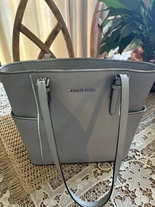 allmost new michael kors tote leather bag - Picture 1 of 11