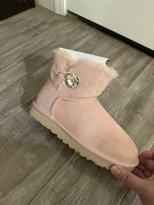 NEU UGG Mini Bailey Button Glitzer Wildleder Stiefel, US 5 - Bild 1 von 3