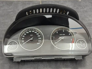 Tacho BMW 5er F07 F10 F11 Kombiinstrument KM/H Diesel original 9249344 - Picture 1 of 17