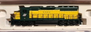 Atlas N Scale GP-40 Diesel Engine C&NW #5504 - Picture 1 of 7