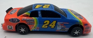 Jeff Gordon #24 DuPont NASCAR Car Flashlight Keychain Rainbow Vintage - Picture 1 of 3