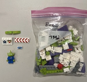 LEGO Disney Pixar Toy Story 7592 Construct-A-Buzz Set - Picture 1 of 3