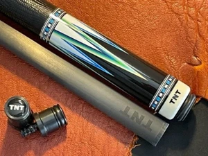 TNT Poolqueue mit Kohlefaserschaft. Lederhalstuch schwarz. - Bild 1 von 6