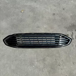 2013 - 2016 Ford Fusion Upper Bumper Grille Assembly - Chrome OEM DS7Z8200BA - Picture 1 of 2