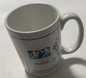 Taza de café oficial con relevo de antorcha olímpica Coca-Cola Atlanta 1996 - Imagen 1 de 4