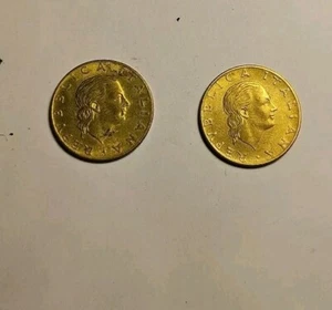 ITALY COIN 200 LIRE 1981 2 COINS - Picture 1 of 2