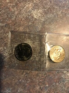 2001 P D State Quarter North Carolina BU 2 Coin Set - Picture 1 of 2