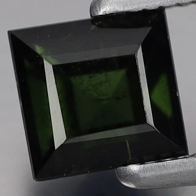 0.62ct t.w 4.7x4.6mm Square Natural Untreated Green Tourmaline Mozambique, Afric - Image 1 of 4