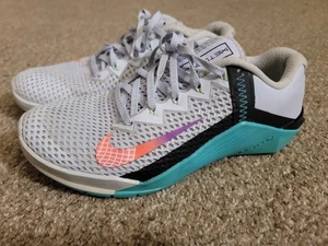 NIKE Metcon 6 X Scarpe da Tennis da Allenamento Grigio e Arcobaleno Taglia 7,5 Scarpe da Donna - Foto 1 di 9
