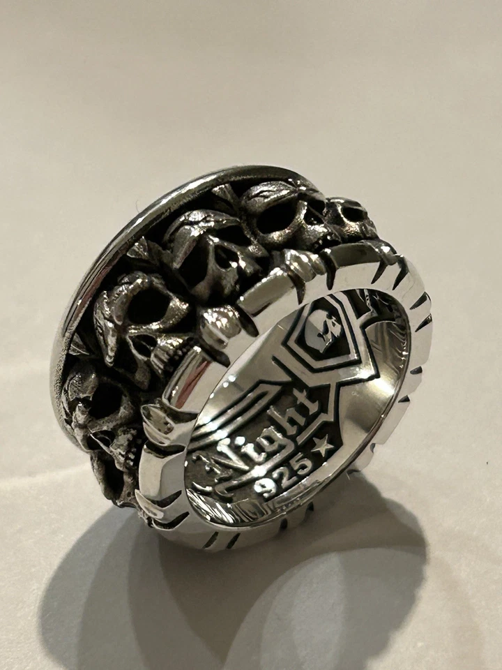 Anillo Night Rider All In The Family Banda Plata Esterlina Talla 10 SS 925 Foto 1 de 4