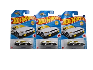 Hot Wheels 2025 HAKO TIPO D, Blanco, 98/250, 2025 ¡Lote de 3! - Imagen 1 de 1