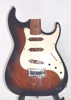 Samick Strat MB-1/TS Body Good Condition Sunburst. - Image 1 of 4