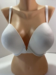 Victoria’s Secret 40 DD Push Up/Push Up. NWOT - Picture 1 of 6