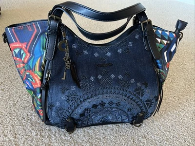 Bolsos de mano para mujer Desigual Foto 1 de 4