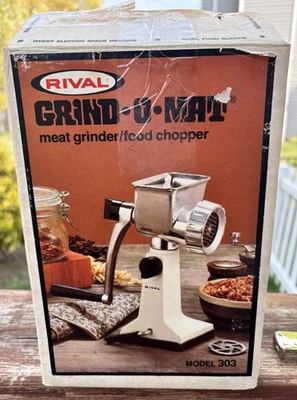 New Vtg Rival Grind O Mat 303 Meat Grinder Food Chopper Grind-O-Matic White - Image 1 of 4