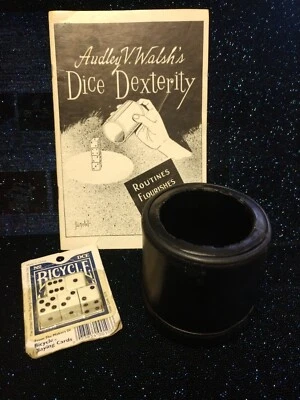 Würfel Stapel Deluxe Lederbecher Paul Diamond Würfelbecher & Würfel Geschicklichkeitsheft - Bild 1 von 4