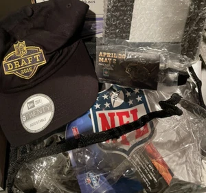 2015 NFL Draft Chicago VIP Swag Bolso Sombrero Pin Marco - Imagen 1 de 9