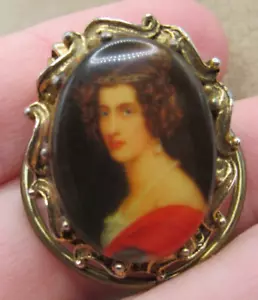 Vintage Victorian Porcelain Lady portrait ornate Scarf Clip 1 1/4" gold tone - Picture 1 of 3