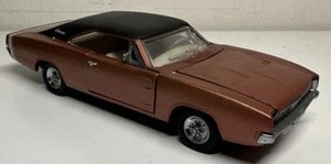FRANKLIN MINT : 1/43 SCALE - DODGE CHARGER COPPER WITH BLACK ROOF DIECAST CAR - Picture 1 of 7