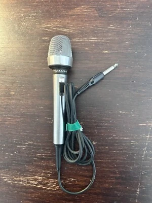 Vintage Realistic Microphone 33-992C Dynamic Microphone Cardioid Made In Taiwan - Image 1 of 4