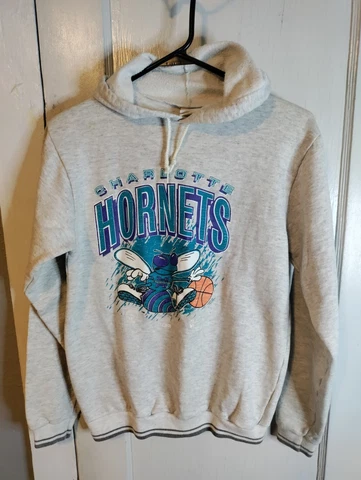 Vintage Charlotte Hornets Hoodie Sweatshirt Size XL Youth (18-20) Cover