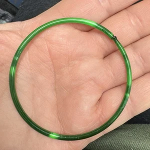 1 Stück antiker Merkur Glas Armreif 20er Jahre Tschechische Handarbeit Lampwork grüner Creolen - Bild 1 von 3