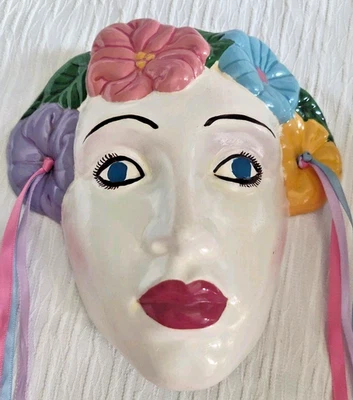Máscara facial vintage hecha a mano arte dama arte de pared flores colgantes colorido Mardi Gras Foto 1 de 4