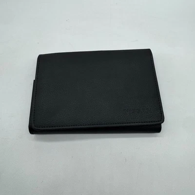 PORTA DOCUMENTI/ PORTA LIBRETTO DI ISTRUZIONI CUSTODIA NISSAN NERO ACC-70 - Immagine 1 di 4