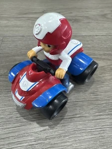 Vehículo de carreras Ryder de Paw Patrol Racers (ideal para juegos de pista de Paw Patrol) juguete difícil de encontrar - Imagen 1 de 8