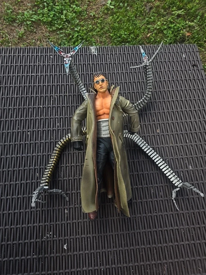 Figura Posable Dr. Octopus Doc Ock 2004 12 Pulgadas Spider-Man 2 Película Marvel Foto 1 de 4