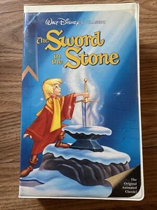 Disney The Sword in the Stone VHS 229 - Picture 1 of 4