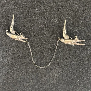 Sterling Silver Twin Birds Dress Sweater Pin Guard Delicate Connecting Chain - Picture 1 of 7