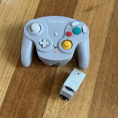 Nintendo GameCube Wavebird Wireless Controller w/ Receiver Platinum Silver  Wii - Image 1 of 4