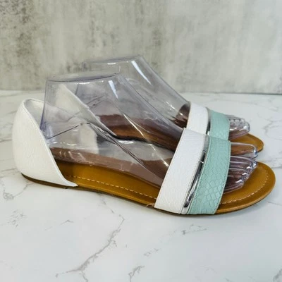 Sandalia Andiamo Blanca Mar Espuma Verde Mujer 8.5M Patrón Serpiente Sin Cordones Correa Plana Foto 1 de 4