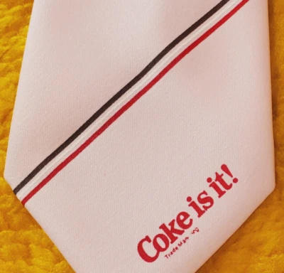 COCA COLA COKE  ~ RARE VERSION ~ 70s / 80s VINTAGE ~ MENS NOVELTY TIE ~ 58" - Image 1 of 3