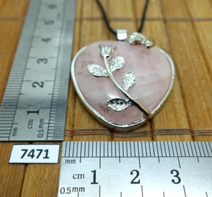 Pendentif fleur coeur QUARTZ ROSE + cordon reglable lithotherapie collier femme - Picture 1 of 3