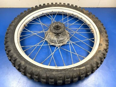 80 81 Yamaha IT175 IT 175 OEM llanta delantera buje radios neumático 21" Foto 1 de 4