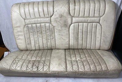 1979-1989 Ford Mustang белое кожаное сиденье заднее купе седан с вырезом сзади верхний нижний - Изображение 1 из 4