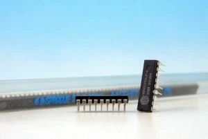 2 x SCM2114ALE-4 SPRAGUE Fast 200ns 4K RAM Memory P2114 MCM2114 2114 D2114 IC - Picture 1 of 1