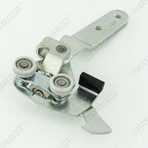 PEUGEOT BOXER SLIDING DOOR ROLLER GUIDE RIGHT SIDE BOTTOM  * NEW * 1994-2002 - Picture 1 of 4